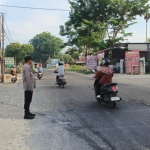 Polsek Langsa Barat Gelar Pengaturan Lalu Lintas Pagi di Wilayah Hukum Setempat