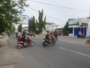 Sat Samapta Polres Langsa Laksanakan Pengaturan Lalu Lintas dan Pemeliharaan Kamtibmas