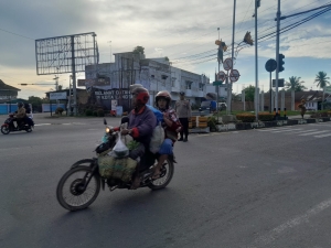 Polsek Langsa Barat Gelar Gatur Lalin Pagi untuk Wujudkan Kamseltibcarlantas