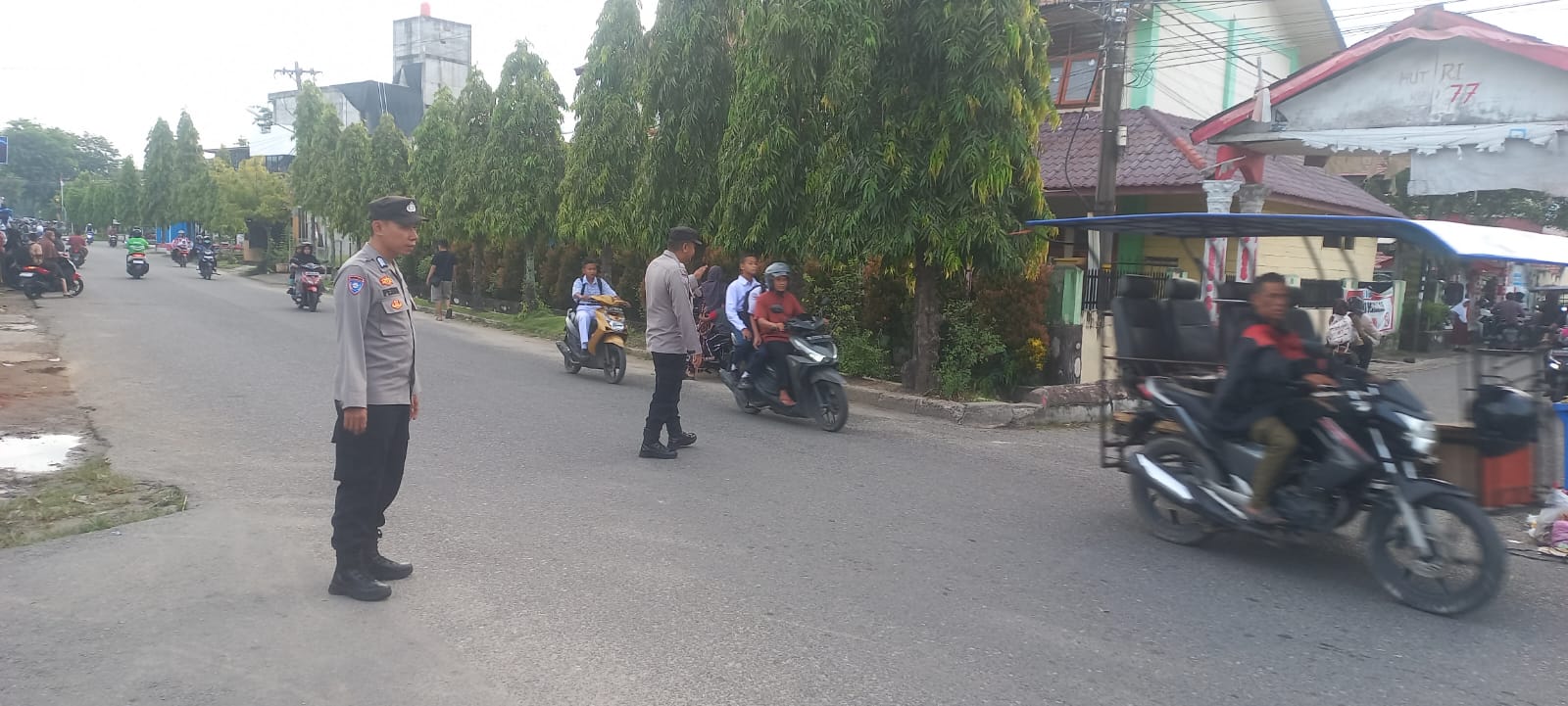 Polsek Langsa Laksanakan Gatur Lalin dan Pemeliharaan Kamtibmas di Wilayah Hukumnya