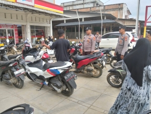Polsek Sungai Raya Gelar Patroli Dialogis Jaga Situasi Kamtibmas Tetap Kondusif