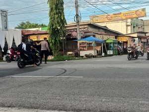 Polsek Langsa Barat Gelar Pengaturan Lalu Lintas di Pagi Hari