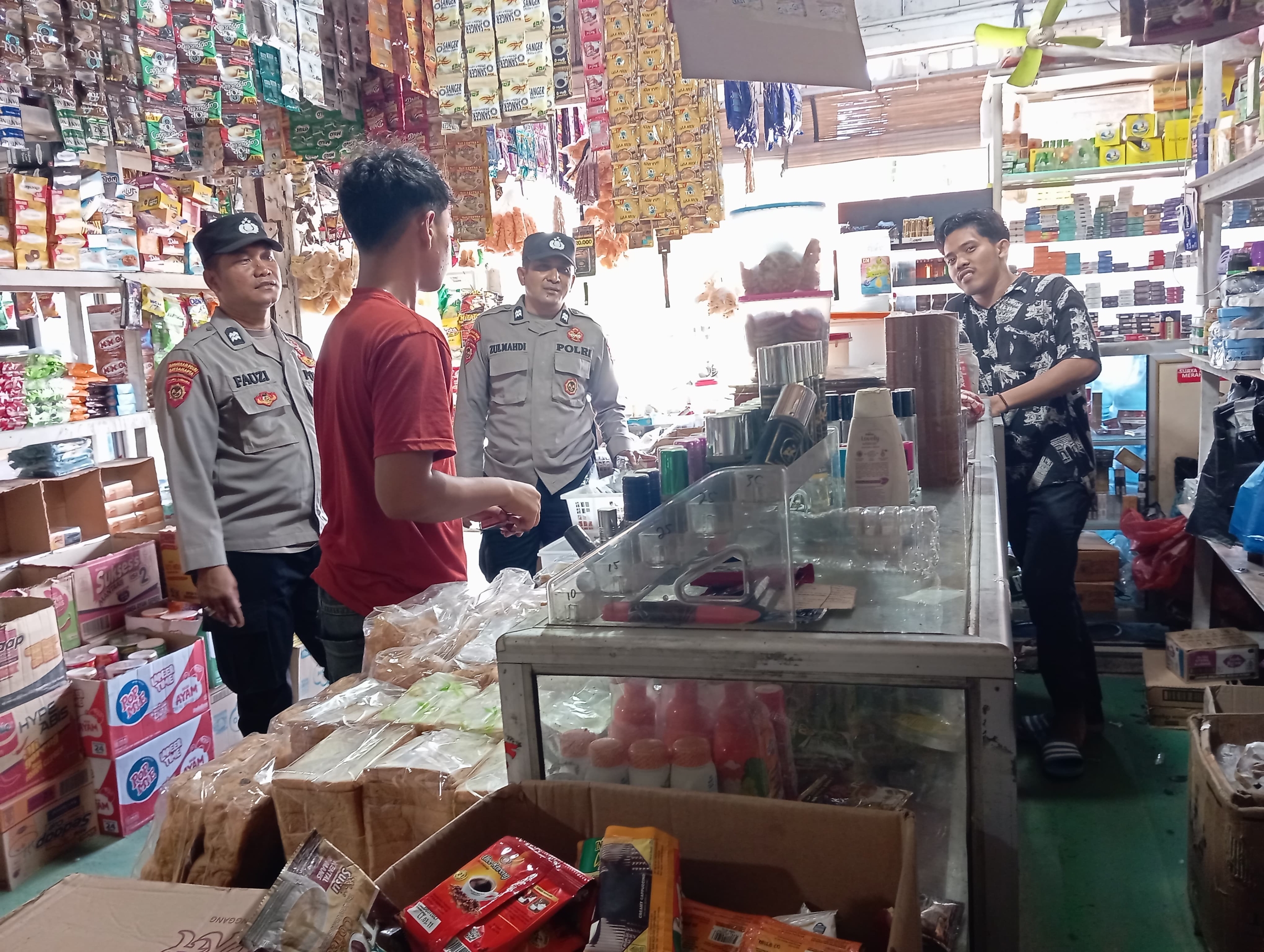 Polsek Sungai Raya Gelar Patroli Dialogis Jaga Situasi Kamtibmas Kondusif