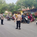 Personel Polsek Langsa Laksanakan Gatur Lalin dan Pemeliharaan Kamtibmas di Wilayah Hukum Polsek Langsa