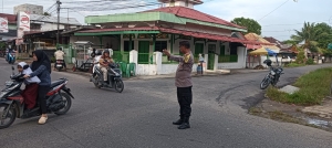 Polsek Langsa Gelar Pengaturan Lalu Lintas untuk Jaga Kamtibcarlantas