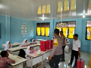 Polsek Langsa Barat Monitor Pendistribusian Program Makan Bergizi Gratis