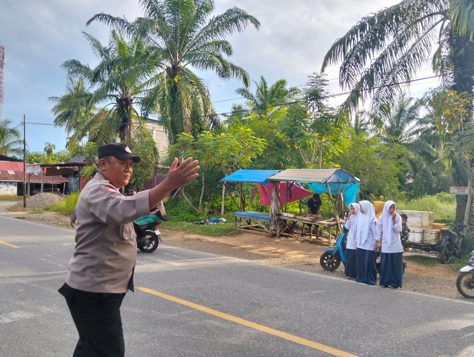 Pengaturan Lalu Lintas Polsek Sungai Raya di Wilayah Hukum Sungai Raya