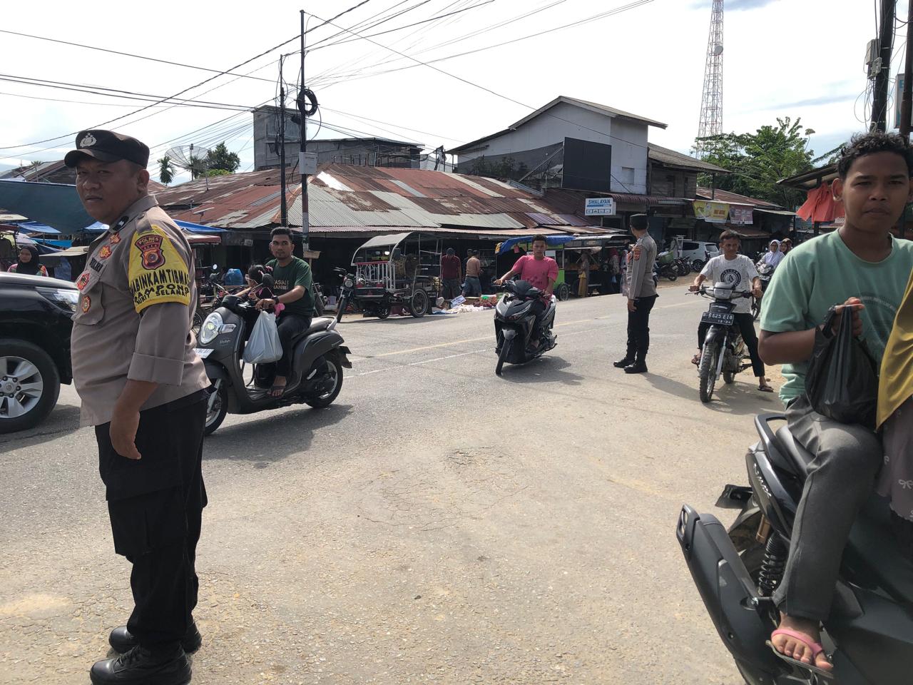 Polsek Sungai Raya Gelar Pengaturan Lalu Lintas untuk Wujudkan Kamseltibcarlantas
