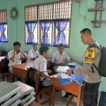 Polsek Langsa Barat Kawal Pendistribusian Program Makan Bergizi Gratis di Kecamatan Langsa Barat
