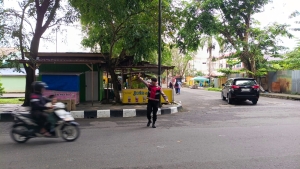 Personel Sat Samapta Polres Langsa Laksanakan Gatur Lalin dan Pemeliharaan Kamtibmas