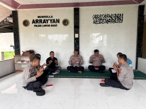 Polsek Langsa Barat Gelar Kegiatan Binrohtal Tingkatkan Keimanan Personel