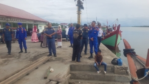 Sat Pol Airud Polres Langsa dan KSOP Laksanakan Patroli di Kawasan TPI Kuala Langsa