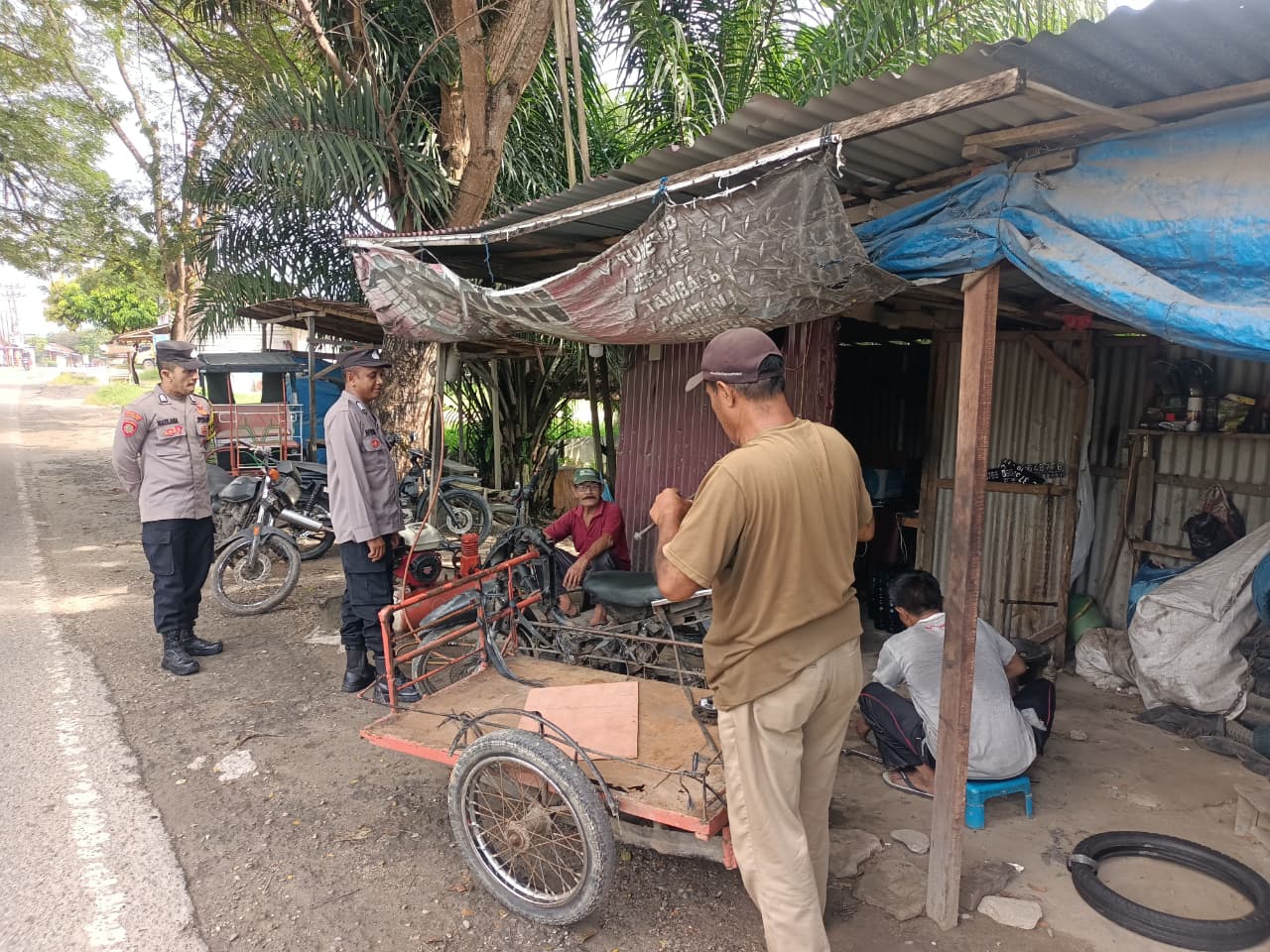 Polsek Langsa Barat Gelar Patroli dan Sambang Gampong untuk Jaga Situasi Kamtibmas