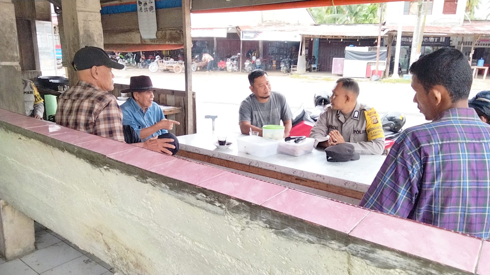 Patroli Dialogis Polsek Sungai Raya Jaga Stabilitas Kamtibmas di Wilayah Hukum