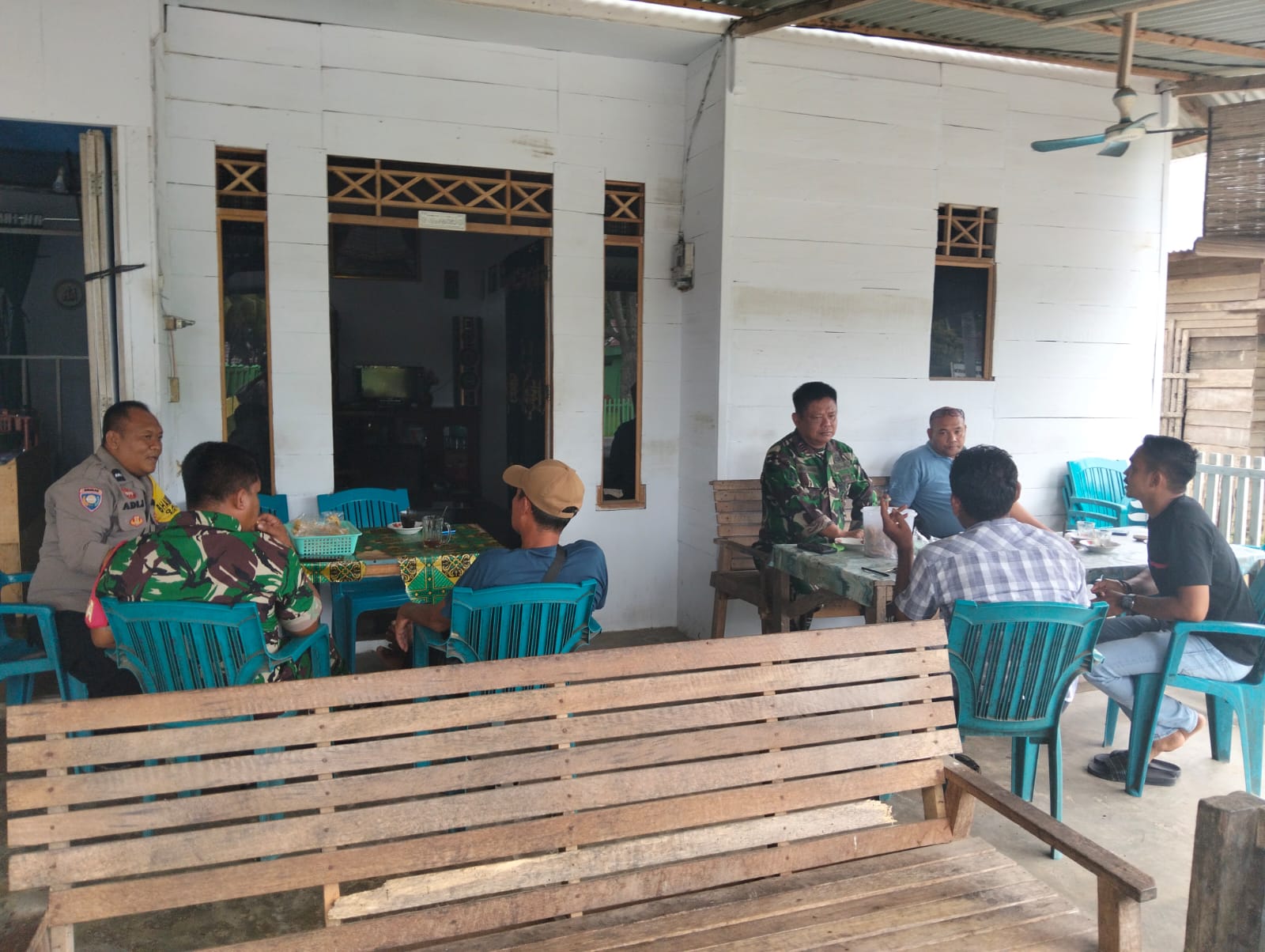 Polsek Sungai Raya Laksanakan Patroli Dialogis di Wilayah Hukumnya