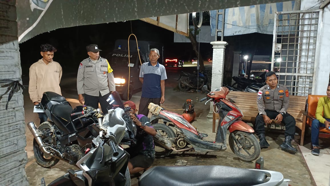 Patroli Polsek Birem Bayeun Antisipasi Gangguan Kamtibmas
