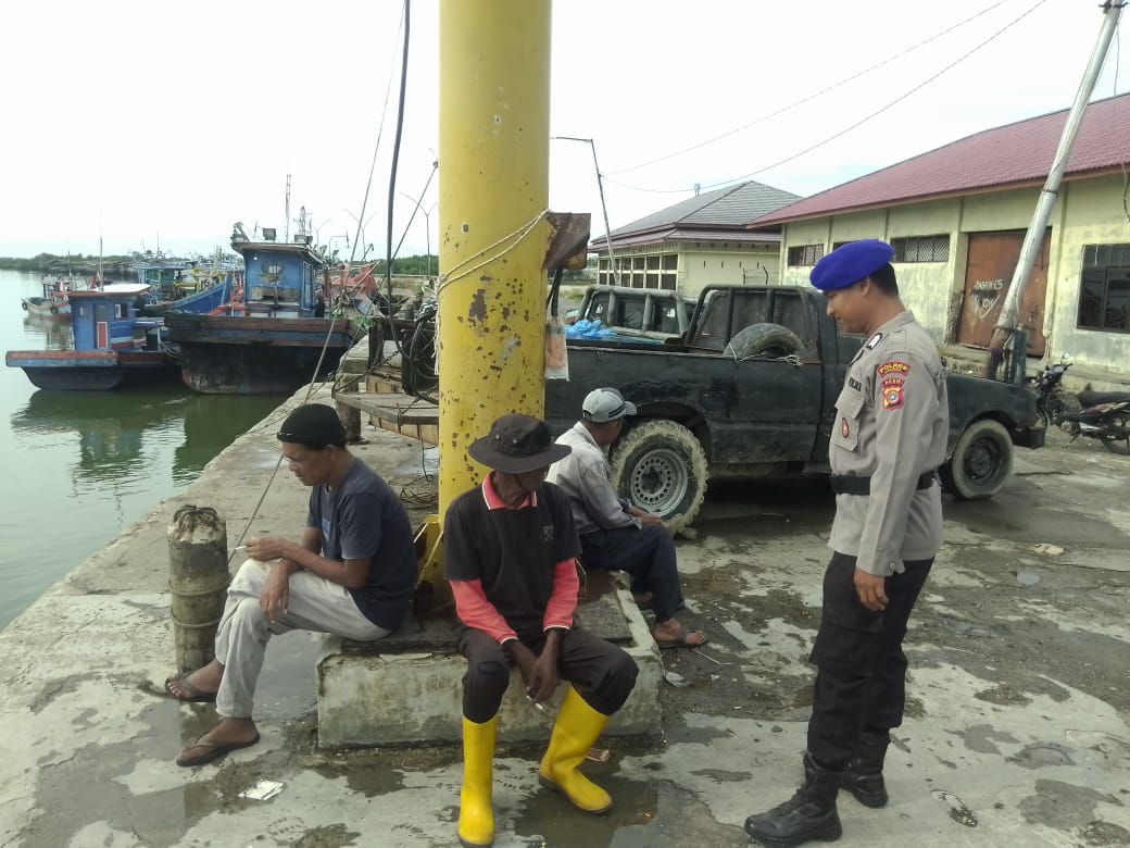 Sat Polairud Polres Langsa Gelar Patroli Dialogis di TPI Kuala Langsa