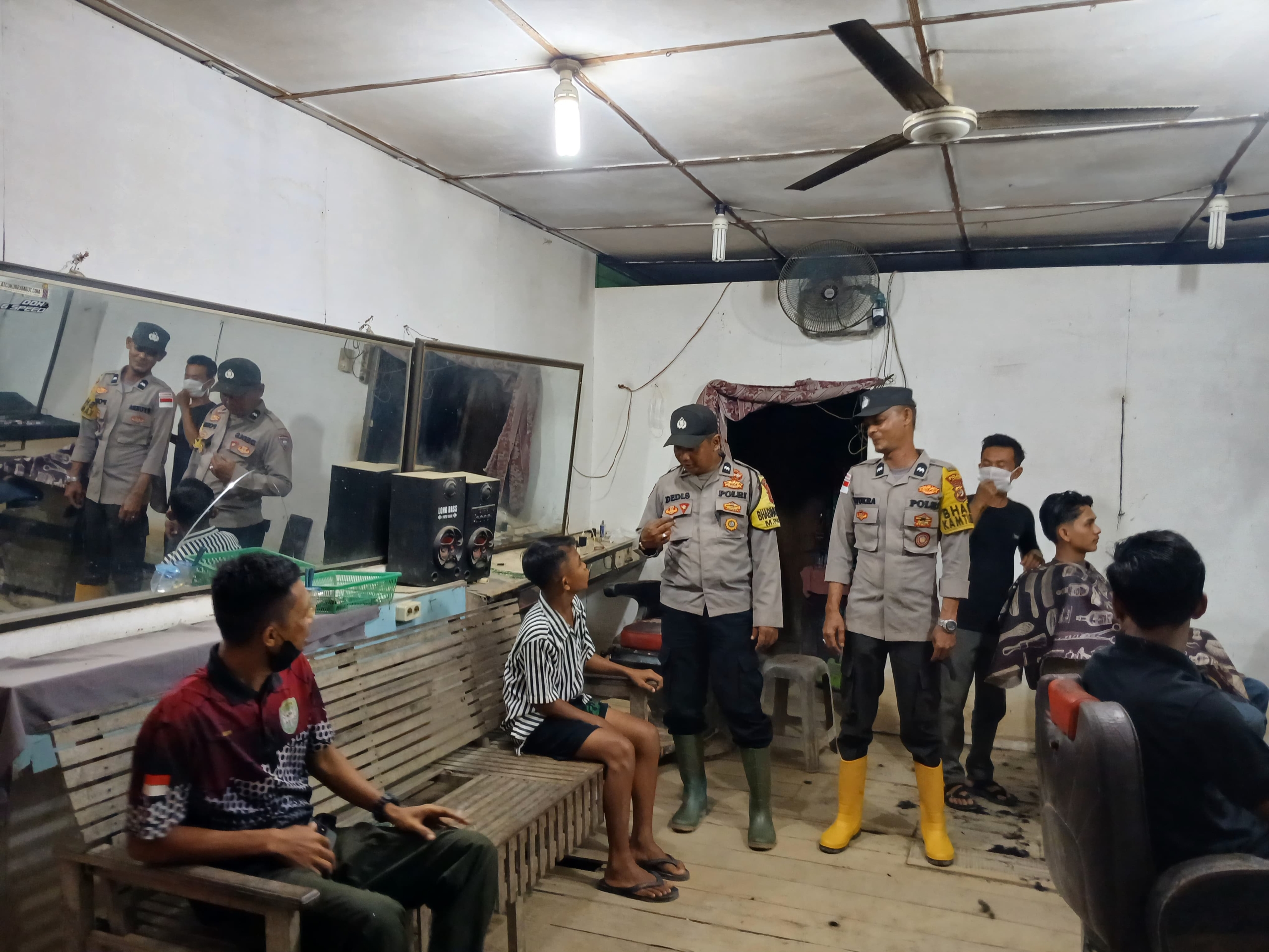 Polsek Manyak Payed Gelar Patroli Pasca Banjir, Situasi Wilayah Terpantau Kondusif