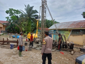 Patroli Pasca Banjir Polsek Manyak Payed Jaga Stabilitas Wilayah