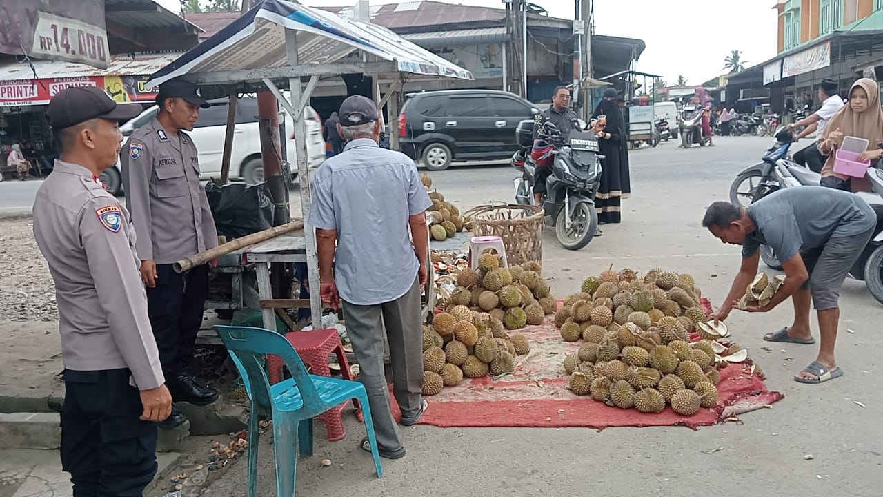 Patroli Dialogis Polsek Sungai Raya Jaga Kondusivitas Wilayah