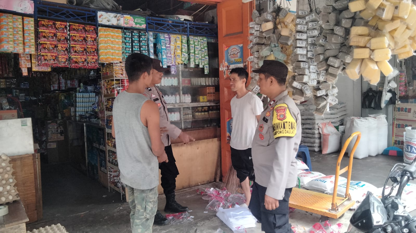 Patroli Polsek Langsa Antisipasi Premanisme di Pusat Aktivitas Warga
