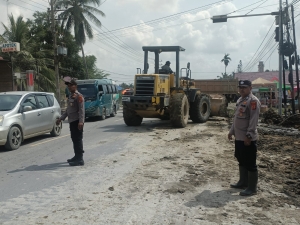 Patroli Pasca Banjir Polsek Manyak Payed Pantau Kondisi Wilayah