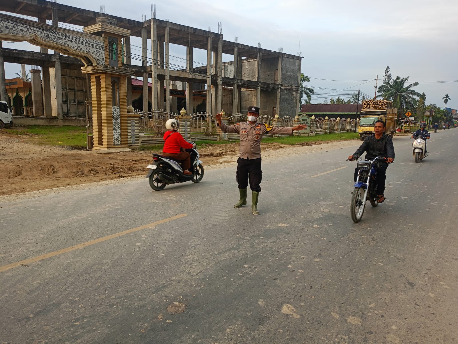 Strong Point Pagi Polsek Manyak Payed Dukung Pelayanan Publik Terintegrasi