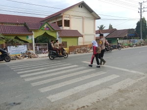 Polsek Manyak Payed Laksanakan Pengamanan dan Pengaturan Lalu Lintas Pagi Hari