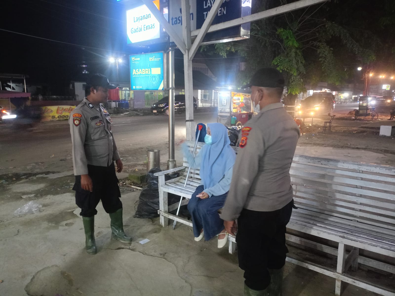 Patroli Polsek Manyak Payed Pantau Wilayah Pasca Banjir