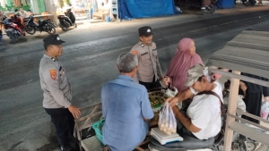 Polsek Sungai Raya Laksanakan Patroli dan Sambang Gampong