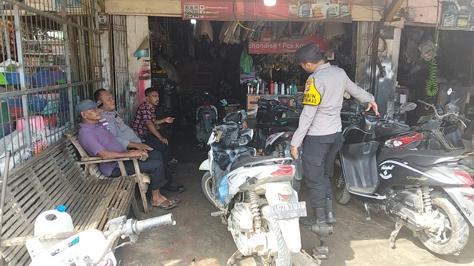 Patroli Dialogis Polsek Sungai Raya Pantau Aktivitas Warga