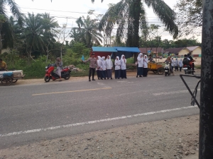 Protap 01 Polsek Sungai Raya Dukung Kamseltibcarlantas di Lingkungan Sekolah