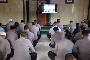 Polres Langsa Laksanakan Bimbingan Rohani dan Mental di Masjid Babut Taqwa