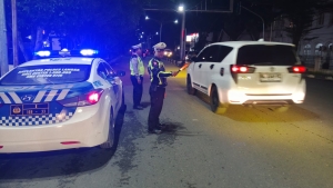 Sat Lantas Polres Langsa Gelar Patroli Blue Light Antisipasi Kecelakaan Lalu Lintas Malam Hari