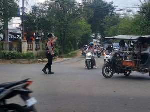 Strong Point Pagi Sat Samapta Langsa Jaga Kelancaran Aktivitas Warga   