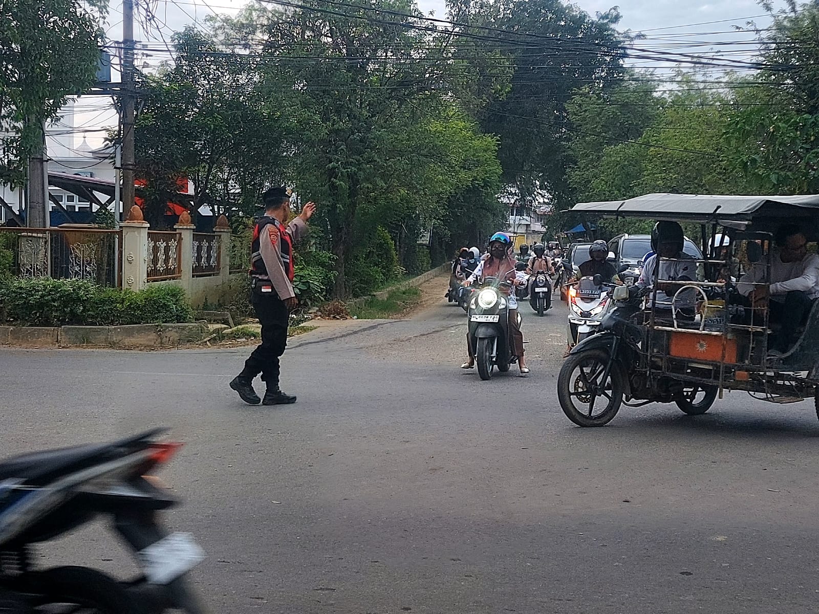 Strong Point Pagi Sat Samapta Langsa Jaga Kelancaran Aktivitas Warga   