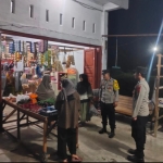 Patroli Malam Polsek Rantau Selamat Pantau Aktivitas Warga