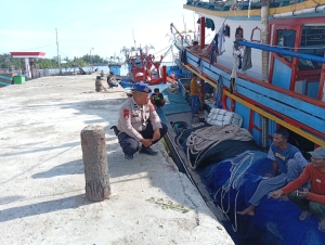 Sat Polairud Polres Langsa Gelar Patroli Dialogis di TPI Kuala Langsa