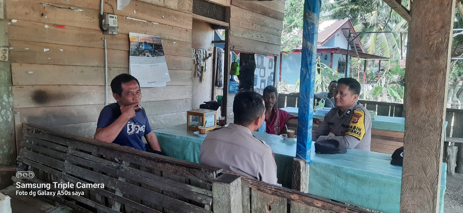 Personel Polsek Sungai Raya Laksanakan Patroli Dialogis Pantau Aktivitas Warga