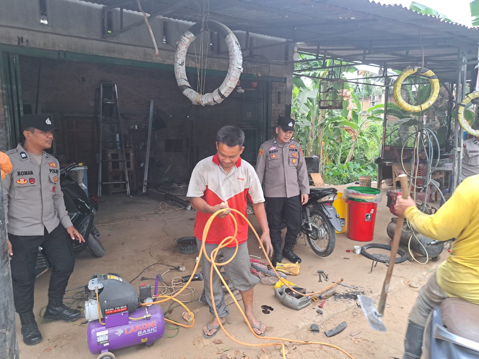 Patroli Siang Polsek Birem Bayeun Cegah Gangguan Keamanan Wilayah