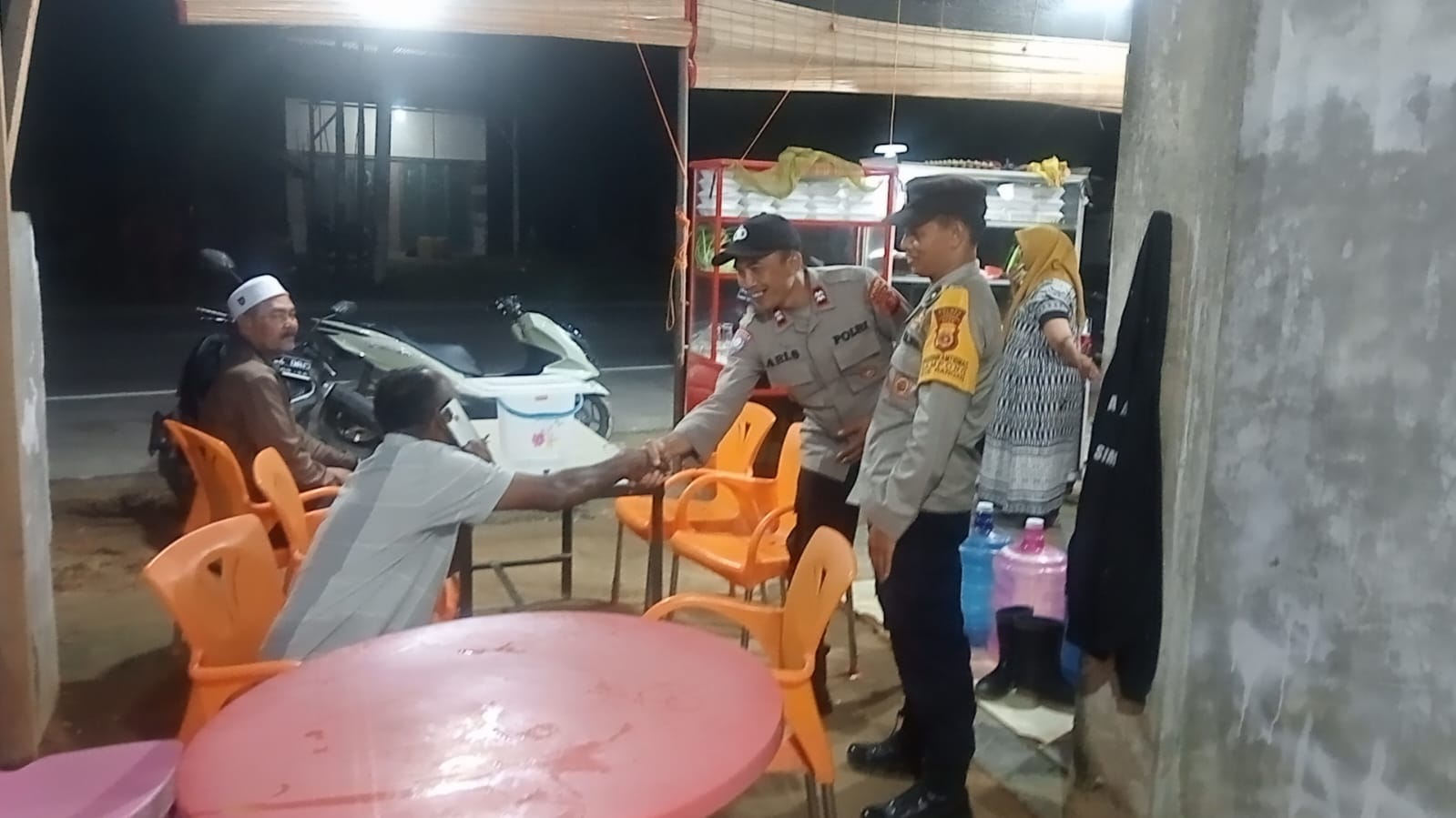 Patroli Malam Polsek Sungai Raya Jaga Stabilitas Kamtibmas