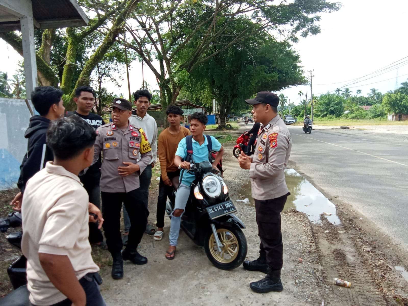 Patroli Pagi Polsek Birem Bayeun Ciptakan Rasa Aman bagi Warga Aramiyah