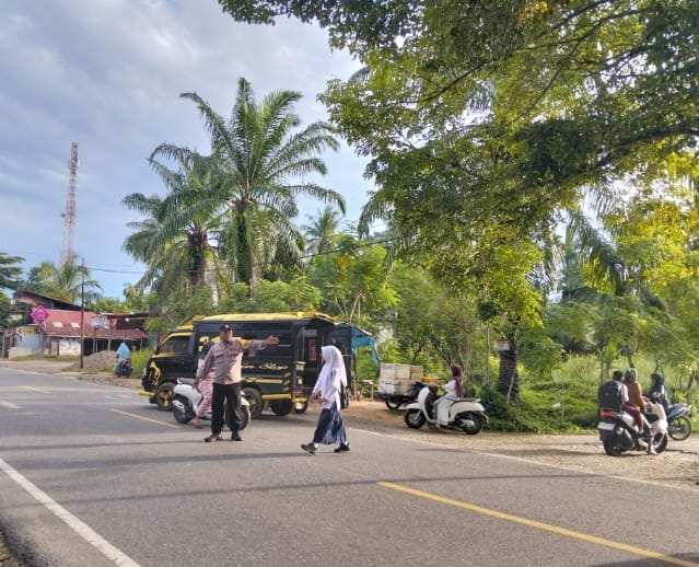 Polsek Sungai Raya Laksanakan Protap 01 di Kawasan Sekola