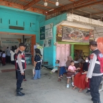 Patroli Pasca Banjir Polsek Manyak Payed Pantau Keamanan Wilayah