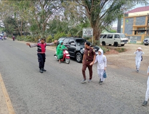Sat Samapta Polres Langsa Laksanakan Strong Point Pagi di Sejumlah Titik Kota