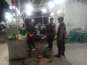 Patroli Pasca Banjir Polsek Manyak Payed Jaga Stabilitas Keamanan