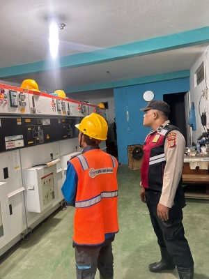 Patroli Malam Polsek Rantau Selamat Pantau Aktivitas Warga