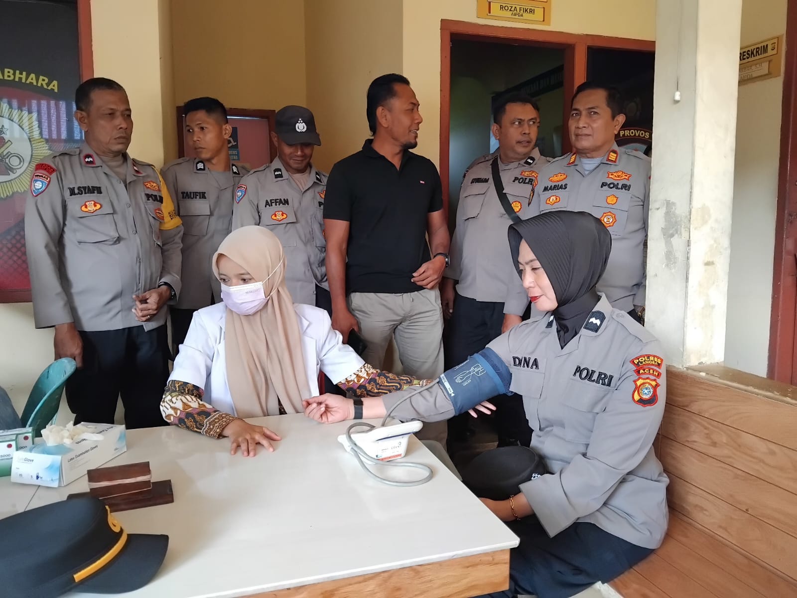 Bhakti Kesehatan Polres Langsa Bantu Pemulihan Pasca Banjir di Langsa Timur