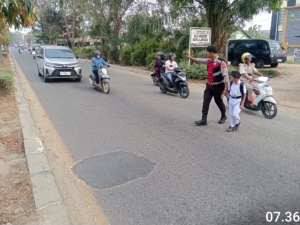 Strong Poin Pagi Sat Samapta Polres Langsa Dukung Kelancaran Aktivitas Warga