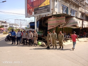 Penertiban Pedagang Kaki Lima di Pasar Kota Langsa Berjalan Tertib
